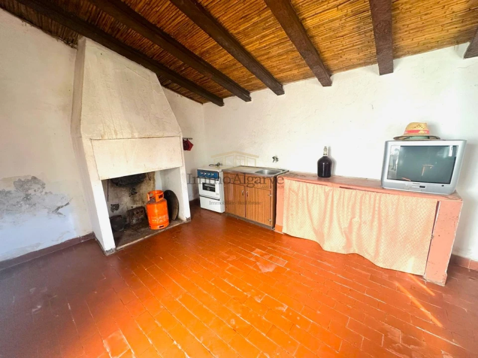 Moradia T3 para Venda em Alte Foto 19