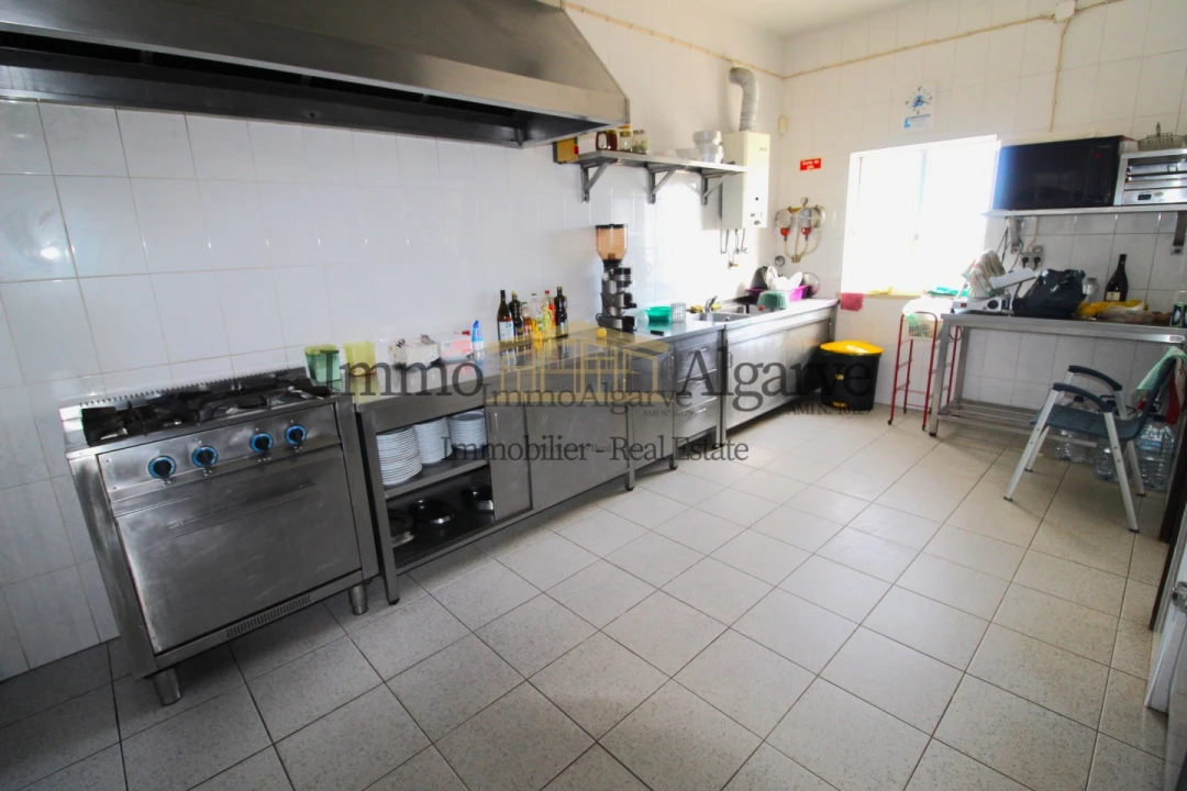 Moradia T2 para Venda em Albufeira e Olhos de Água Foto 27