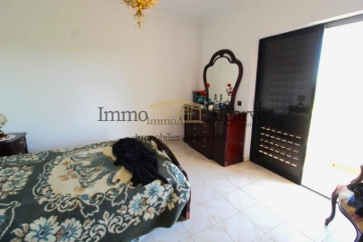 Moradia T2 para Venda em Albufeira e Olhos de Água
