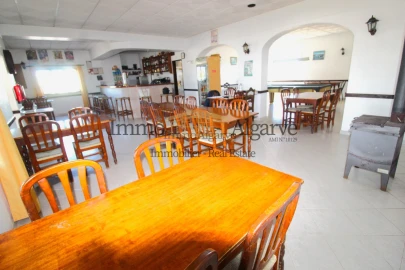 Moradia T2 para Venda em Albufeira e Olhos de Água
