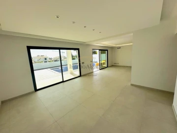 Moradia T5 para Venda em Guia