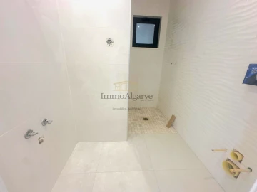 Moradia T5 para Venda em Guia