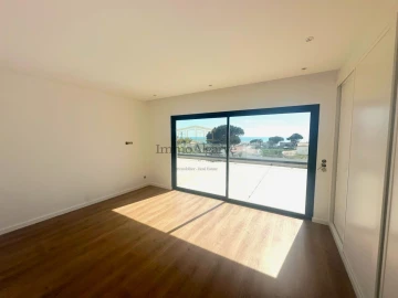 Moradia T5 para Venda em Guia