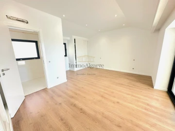 Moradia T5 para Venda em Guia