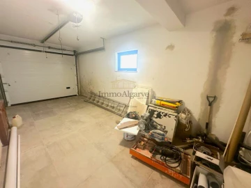 Moradia T5 para Venda em Guia