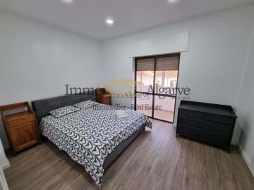 Apartamento T4 para Venda em Albufeira e Olhos de Água
