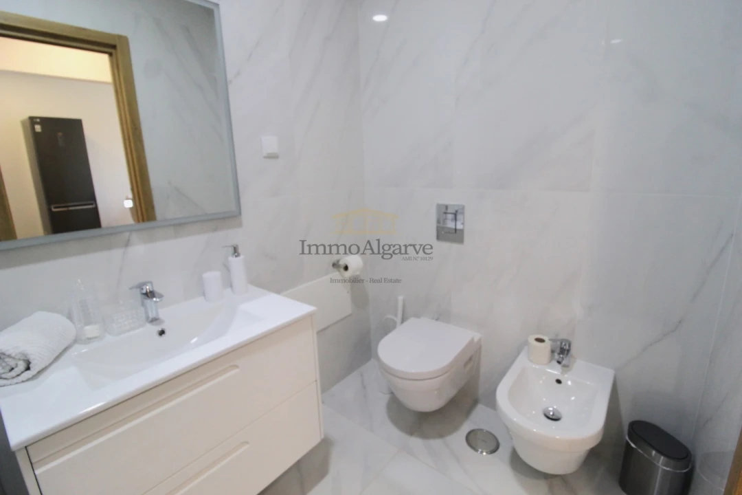 Apartamento T3 para Venda em Albufeira e Olhos de Água Foto 14