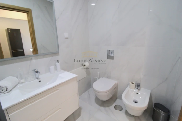 Apartamento T3 para Venda em Albufeira e Olhos de Água Foto 14