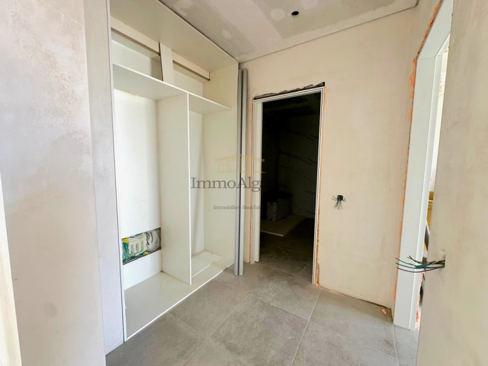 Moradia T3 para Venda em Armação de Pera Foto 16