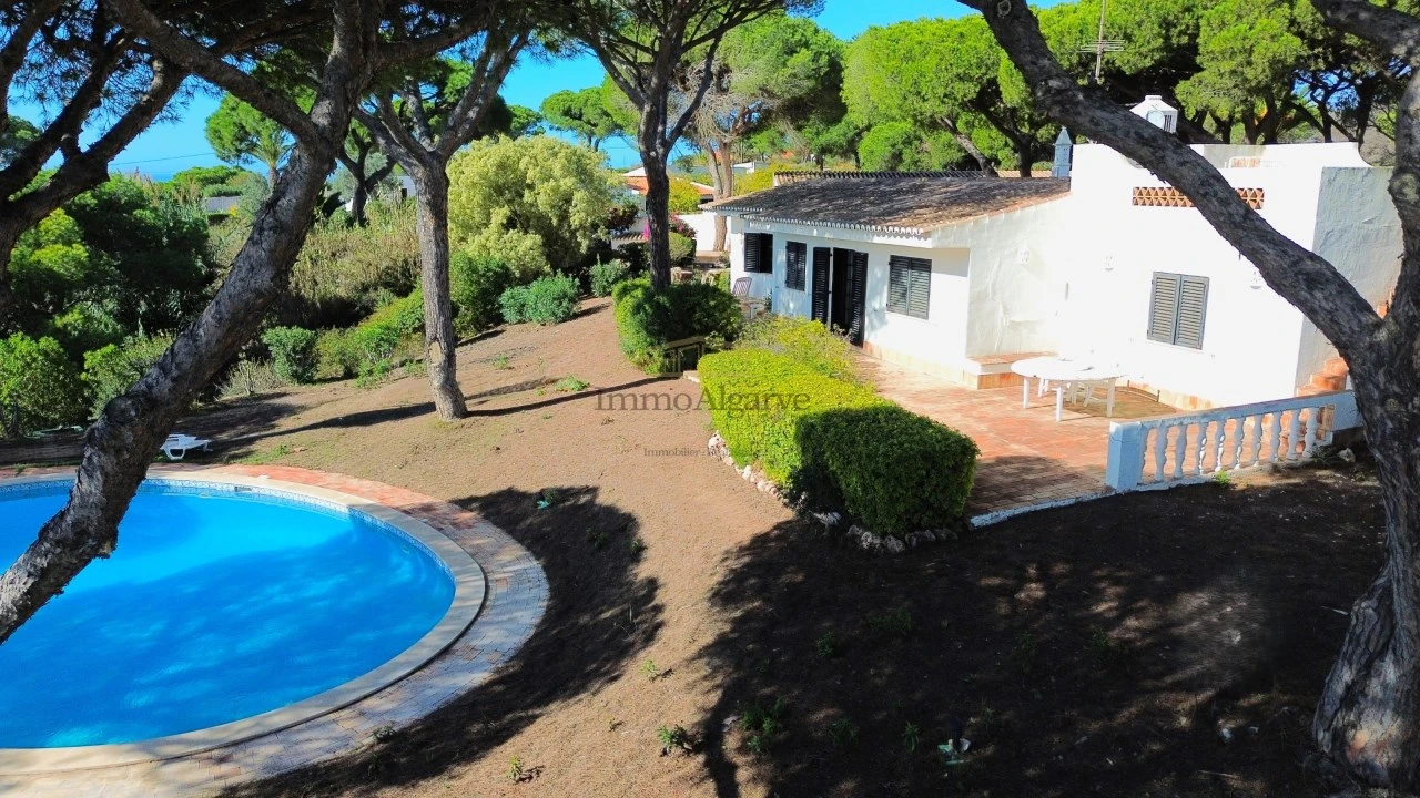 Moradia T5 para Venda em Albufeira e Olhos de Água Foto 3