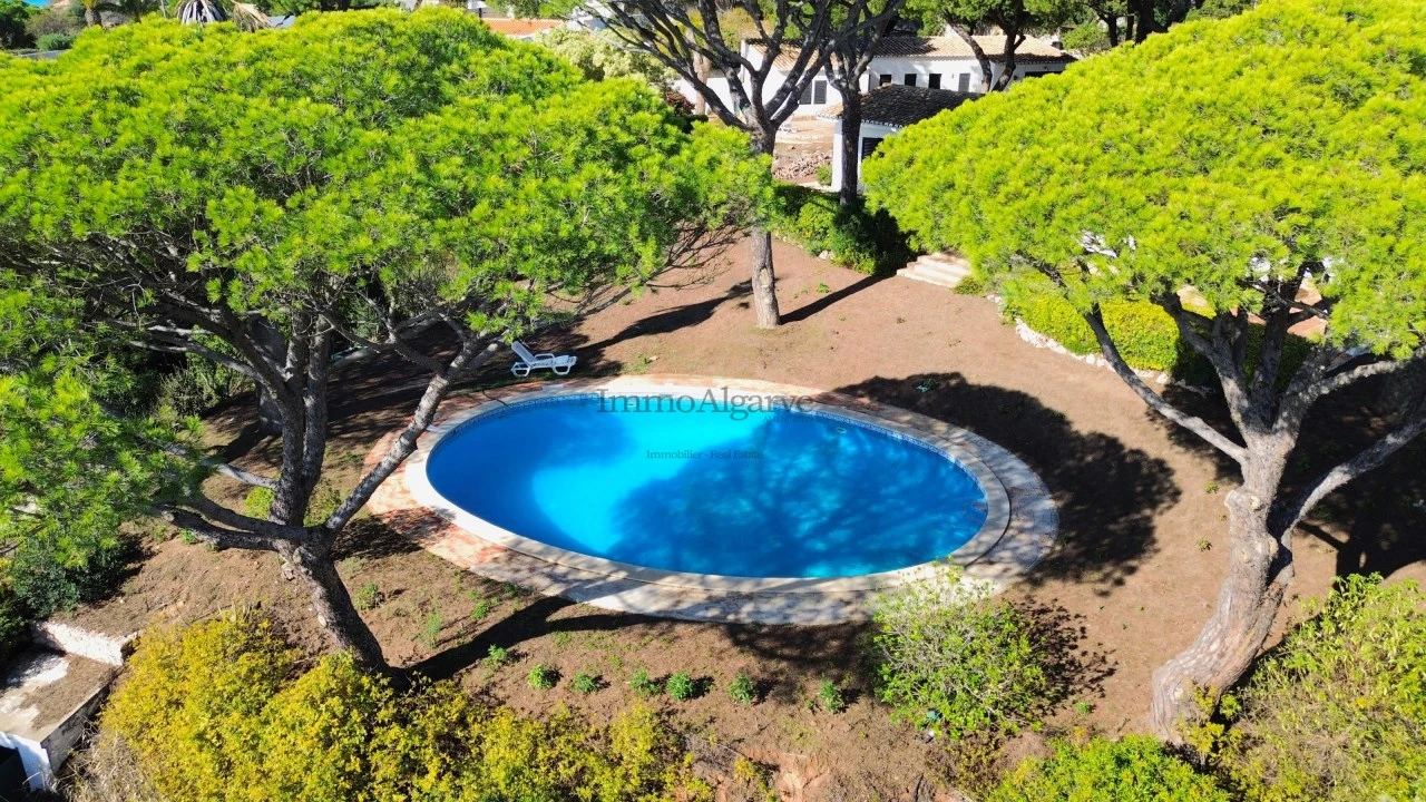 Moradia T5 para Venda em Albufeira e Olhos de Água Foto 6