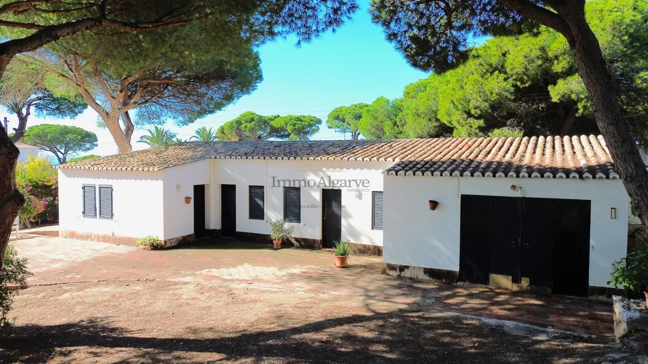 Moradia T5 para Venda em Albufeira e Olhos de Água Foto 7
