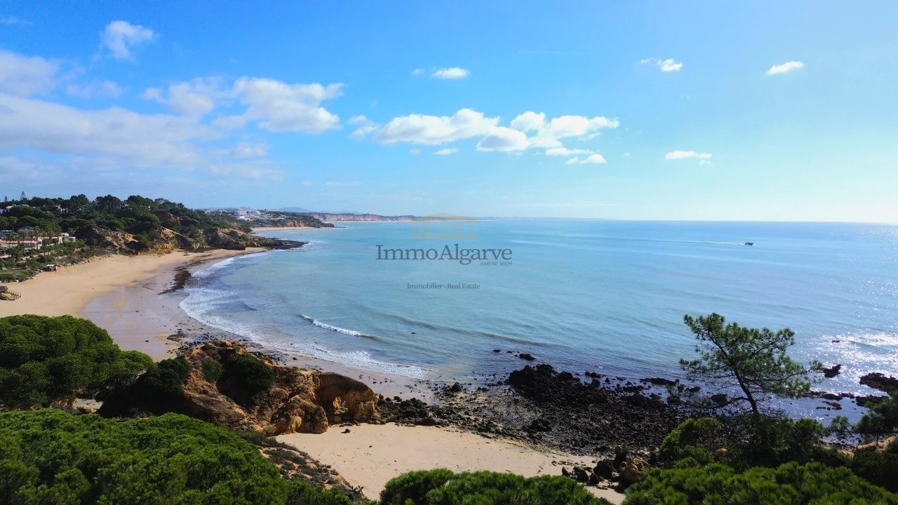 Moradia T5 para Venda em Albufeira e Olhos de Água Foto 8