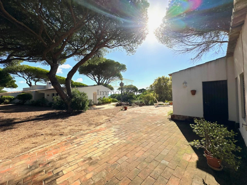 Moradia T5 para Venda em Albufeira e Olhos de Água Foto 21