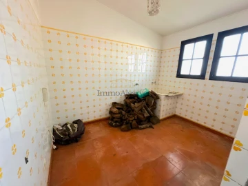 Moradia T5 para Venda em Albufeira e Olhos de Água
