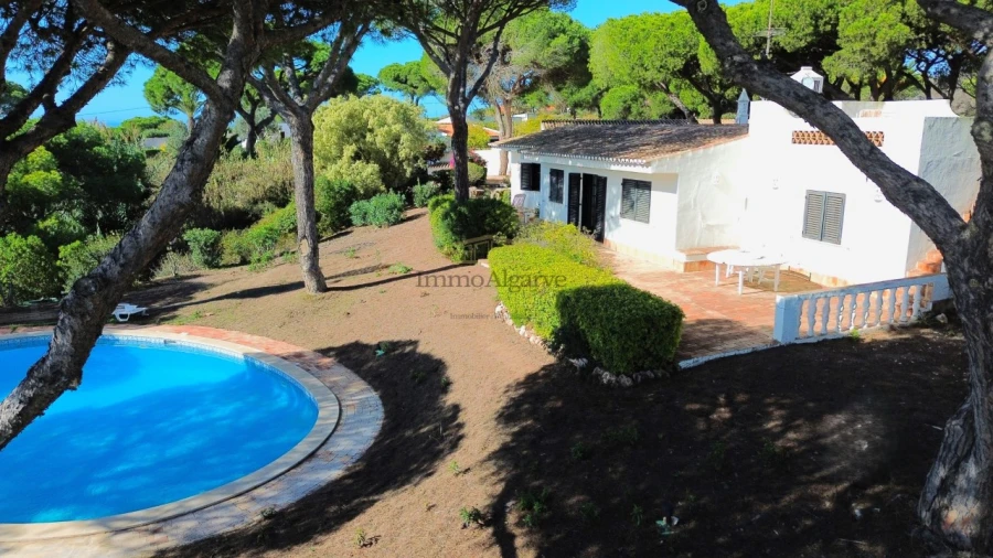 Moradia T5 para Venda em Albufeira e Olhos de Água Foto 3