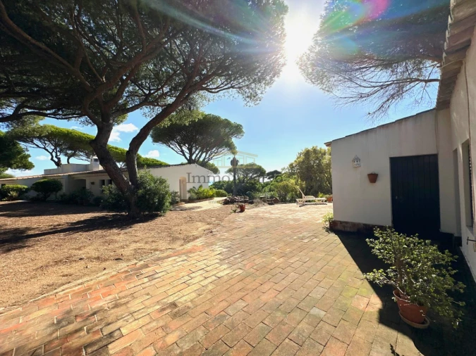 Moradia T5 para Venda em Albufeira e Olhos de Água Foto 21