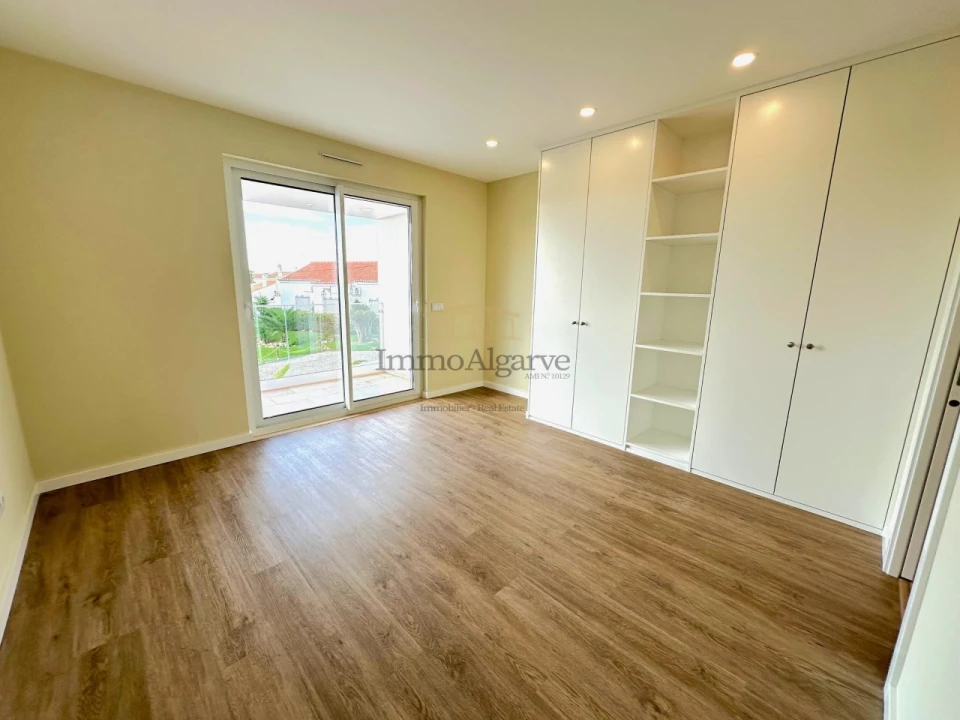 Quinta T3 para Venda em Albufeira e Olhos de Água Foto 28