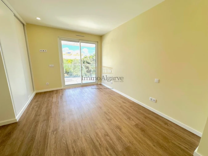 Quinta T3 para Venda em Albufeira e Olhos de Água Foto 32