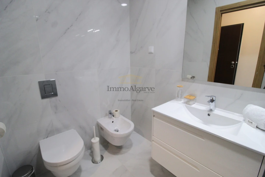 Apartamento T2 para Venda em Albufeira e Olhos de Água Foto 14