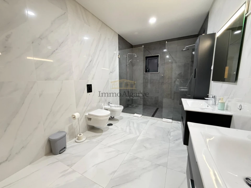 Apartamento T2 para Venda em Albufeira e Olhos de Água Foto 21