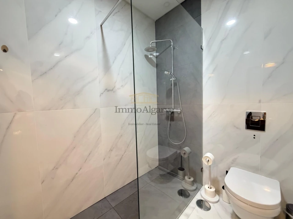 Apartamento T2 para Venda em Albufeira e Olhos de Água Foto 37