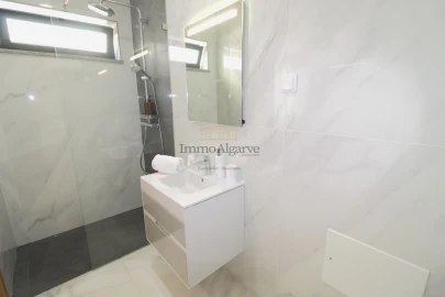 Apartamento T2 para Venda em Albufeira e Olhos de Água