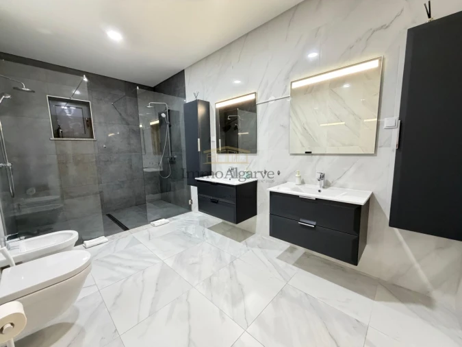 Apartamento T2 para Venda em Albufeira e Olhos de Água Foto 23