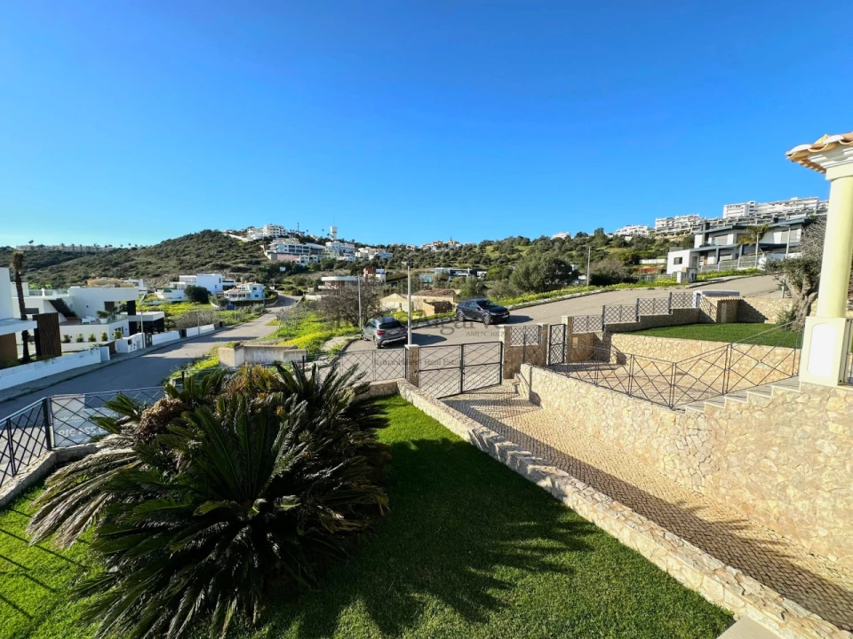 Moradia T4 para Venda em Albufeira e Olhos de Água Foto 59