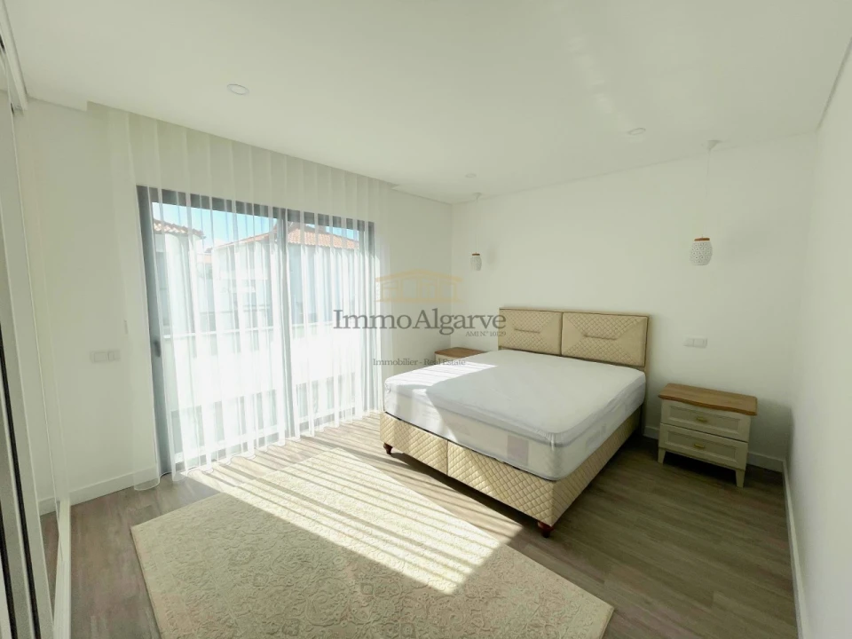 Moradia T3 para Venda em Albufeira e Olhos de Água Foto 13