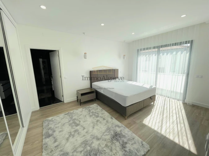 Moradia T3 para Venda em Albufeira e Olhos de Água Foto 21