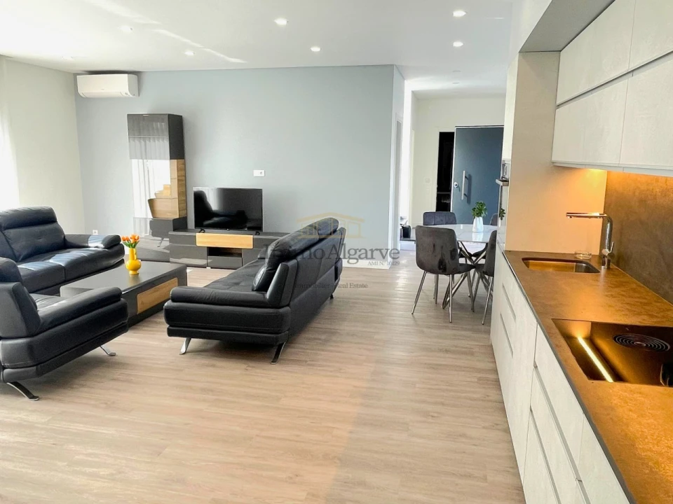 Moradia T3 para Venda em Albufeira e Olhos de Água Foto 9