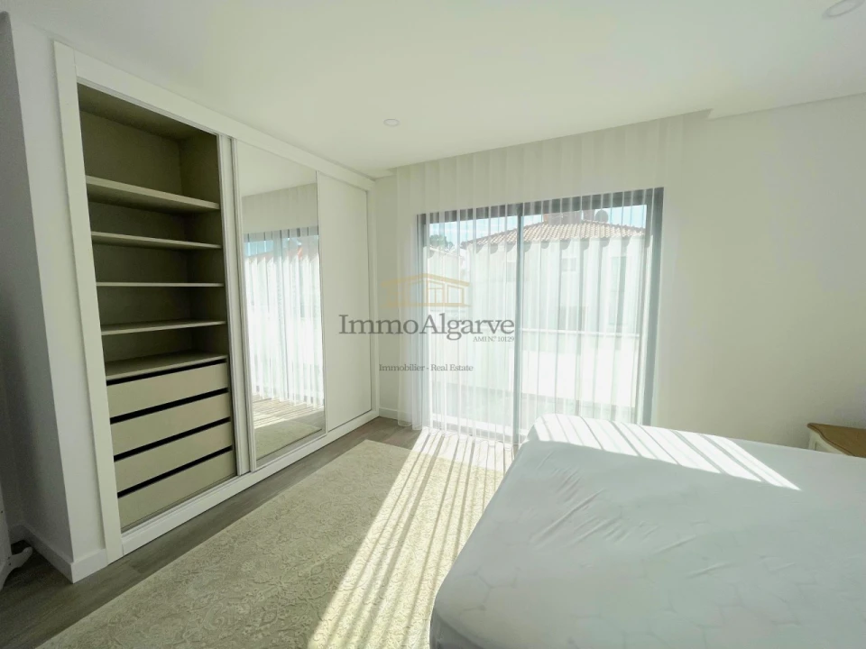 Moradia T3 para Venda em Albufeira e Olhos de Água Foto 17