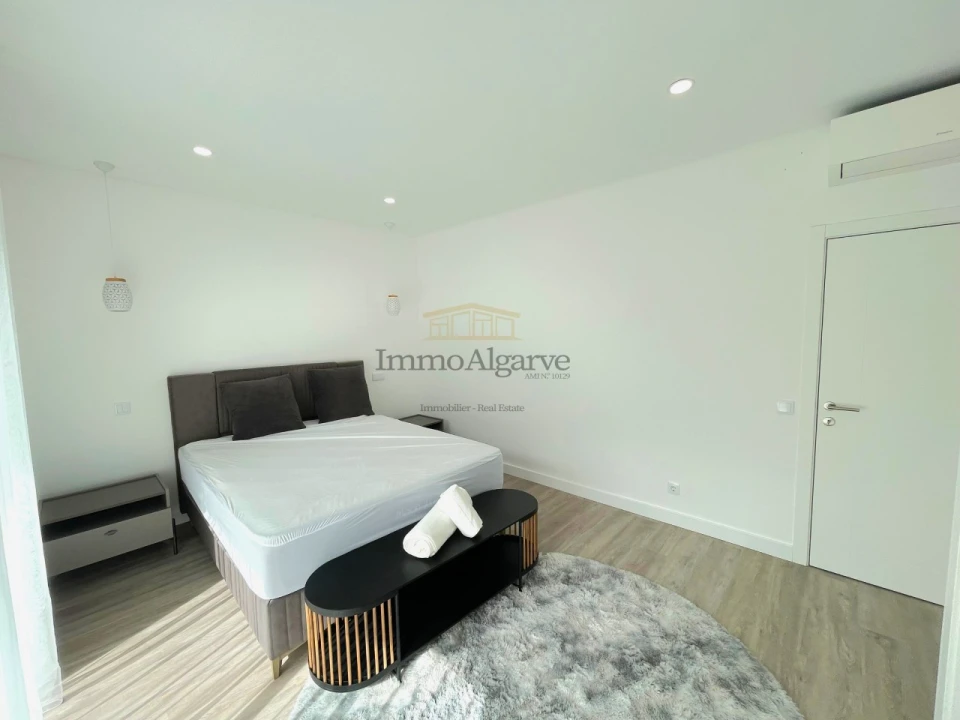 Moradia T3 para Venda em Albufeira e Olhos de Água Foto 26