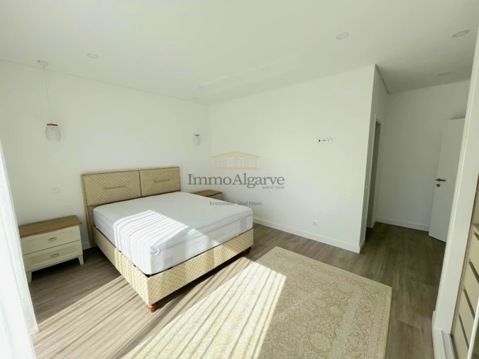 Moradia T3 para Venda em Albufeira e Olhos de Água Foto 16