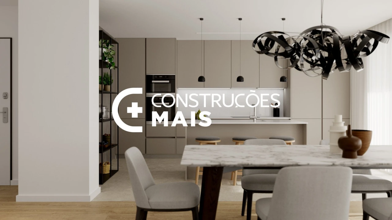 Apartamento T4 para Venda em Parceiros e Azoia Foto 3