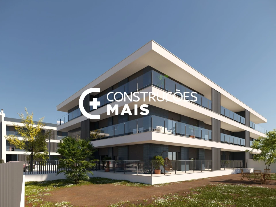 Apartamento T4 para Venda em Parceiros e Azoia Foto 6