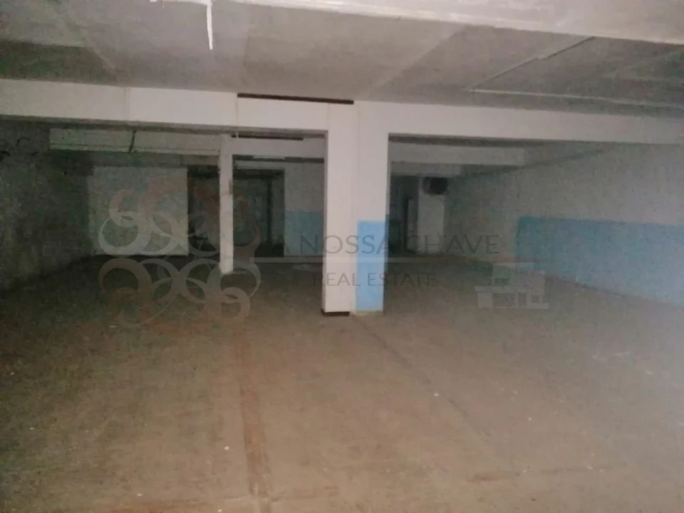 Loja para Venda em Almada, Cova da Piedade, Pragal e Cacilhas Foto 4