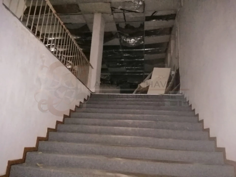 Loja para Venda em Almada, Cova da Piedade, Pragal e Cacilhas Foto 8