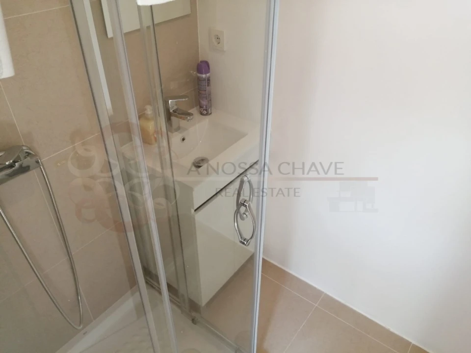 Apartamento T4 para Venda em Almada, Cova da Piedade, Pragal e Cacilhas Foto 14