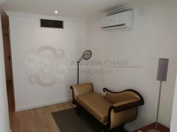 Apartamento T4 para Venda em Almada, Cova da Piedade, Pragal e Cacilhas