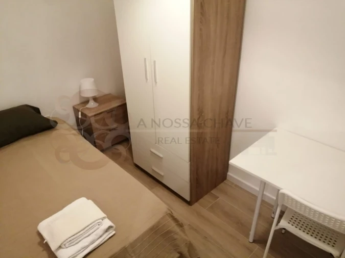 Apartamento T4 para Venda em Almada, Cova da Piedade, Pragal e Cacilhas Foto 12