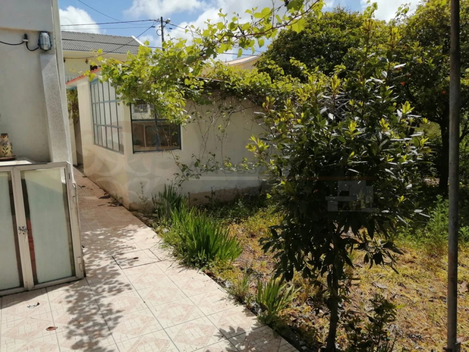 Moradia T3 para Venda em Fernao Ferro Foto 21