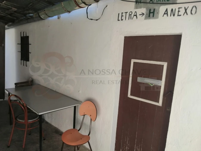 Moradia T2 para Venda em Laranjeiro e Feijó Foto 4