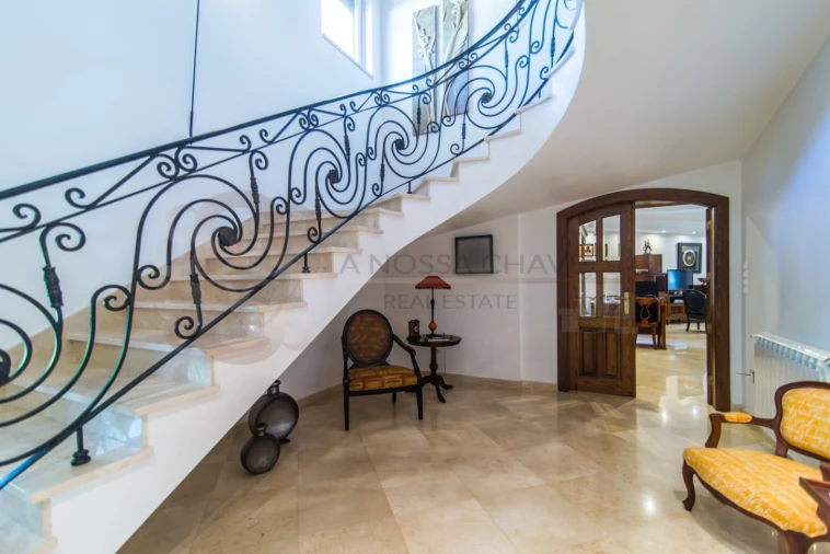 Moradia T5 para Venda em Charneca de Caparica e Sobreda Foto 7