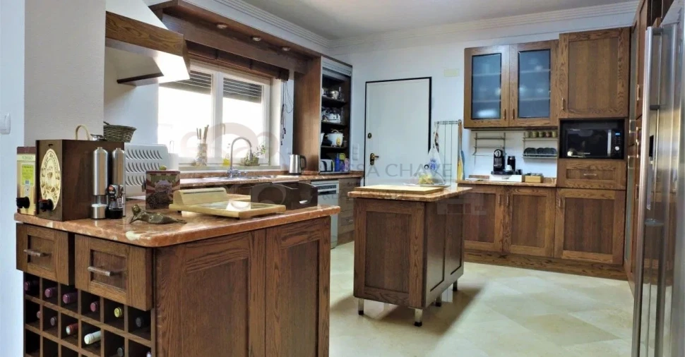 Moradia T5 para Venda em Charneca de Caparica e Sobreda Foto 19