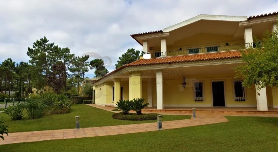 Moradia T5 para Venda em Charneca de Caparica e Sobreda Foto 25