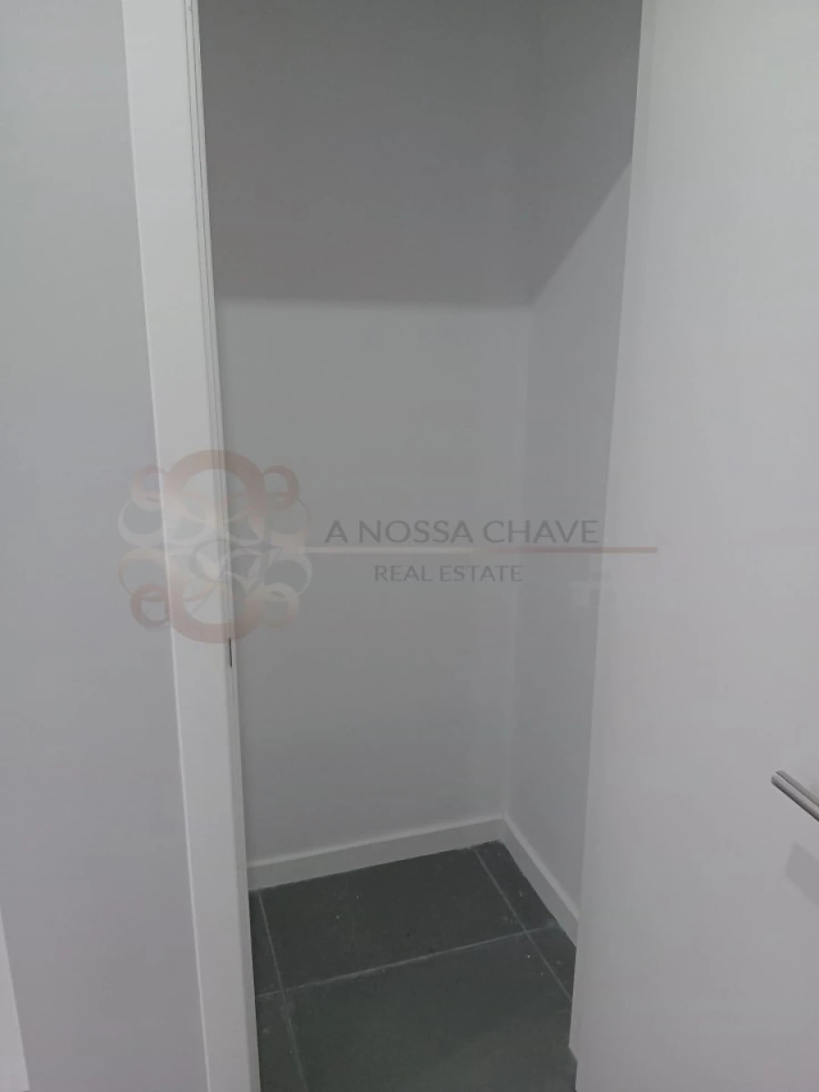 Apartamento T2 para Venda em Charneca de Caparica e Sobreda Foto 18