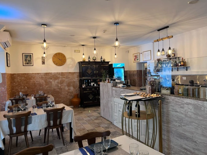 Negócio para Cedência de Quotas em Azeitão (São Lourenço e São Simão) Foto 6