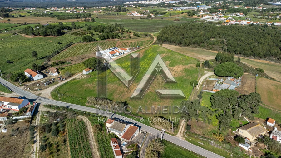 Terreno para Venda em Aveiras de Cima Foto 11